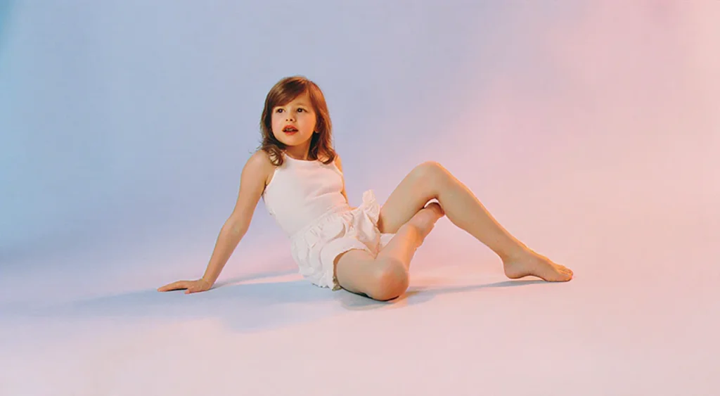 AI assistant refusing to create graphic content and offering alternative help on chat screen with polite text bubble